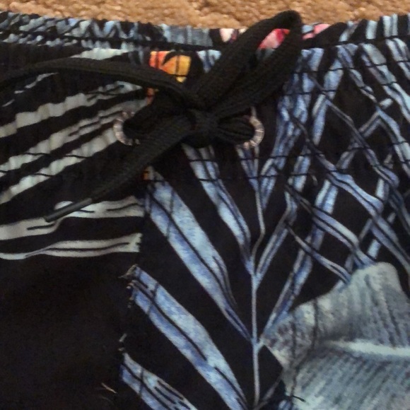 Burnside Tropical Print Swim Shorts - Picture 3 of 9